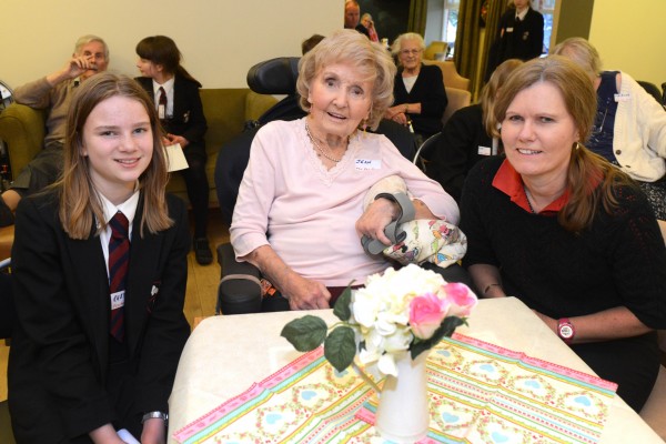 Ruby meets Penpal Jean and daughter Penny